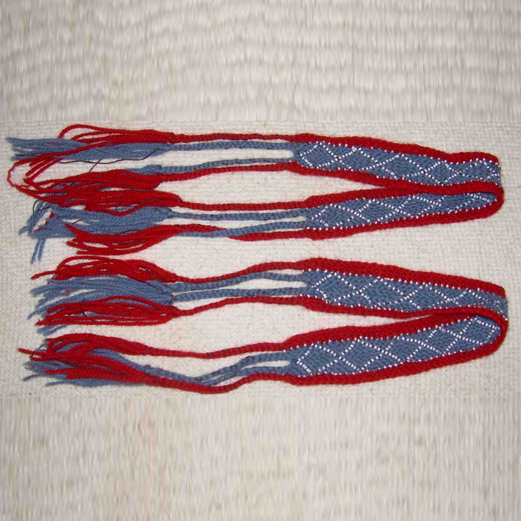 Finger weaving